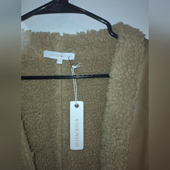 NWT /Olivaceous Tan Vest Open Front Design/ SMALL - Picture 5 of 12